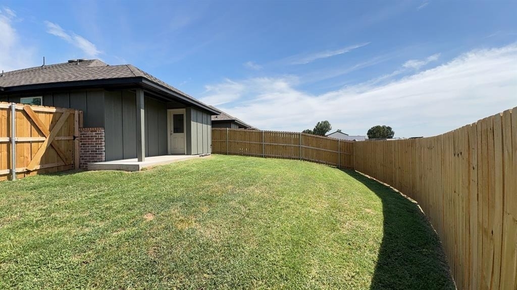 11519 University Drive - Photo 18