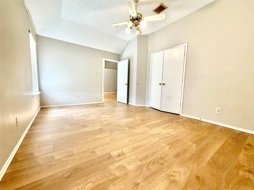 2735 Wentworth Drive - Photo 27