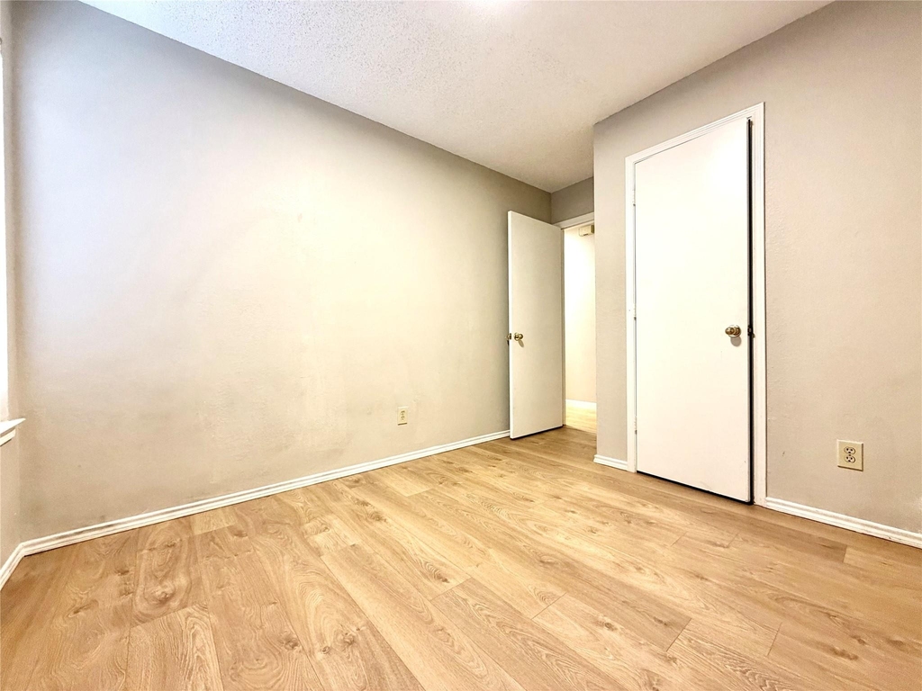 2735 Wentworth Drive - Photo 30