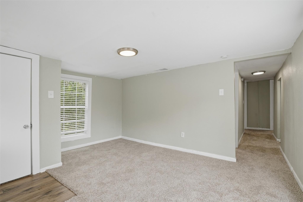 1214 Jones Street - Photo 7