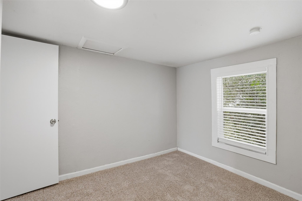 1214 Jones Street - Photo 13