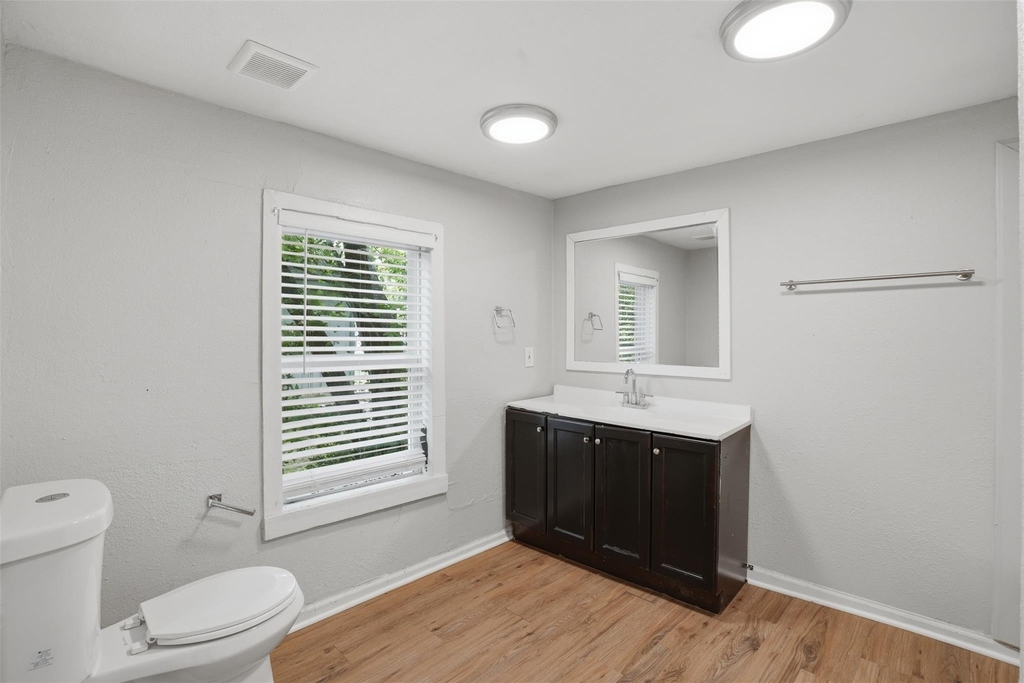 1214 Jones Street - Photo 18