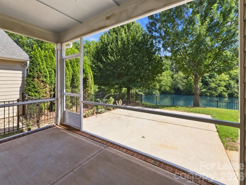 605 Gardenbrook Trail - Photo 3