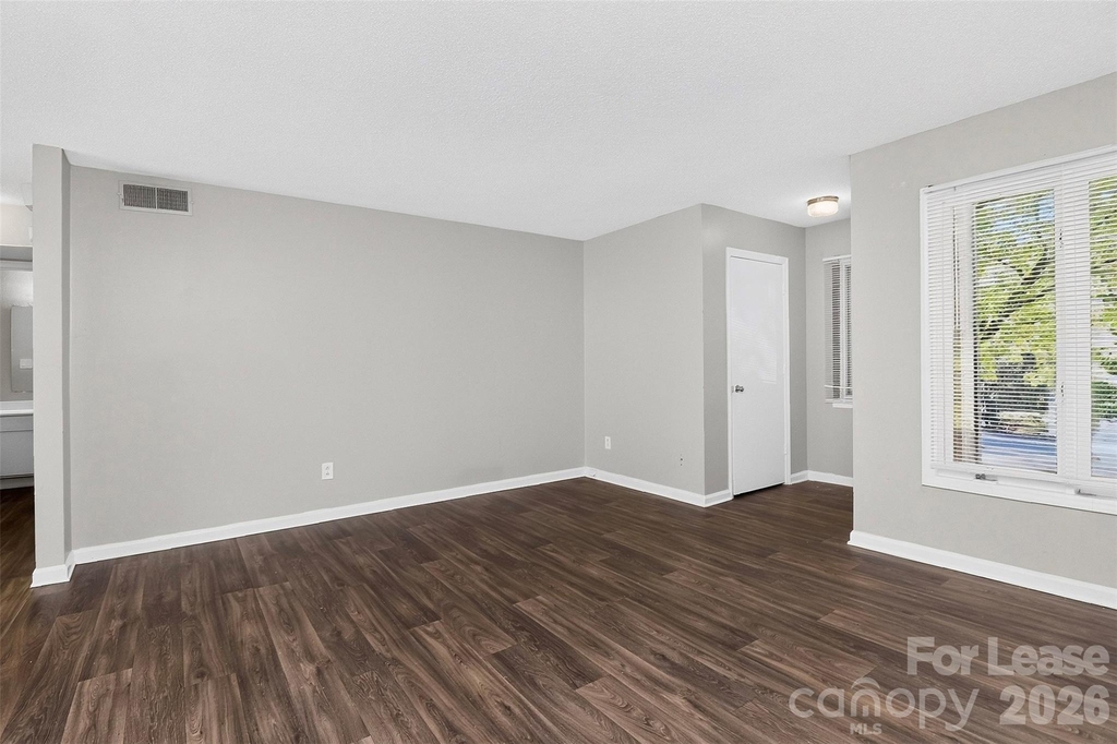 2026 Harvest Lane - Photo 6