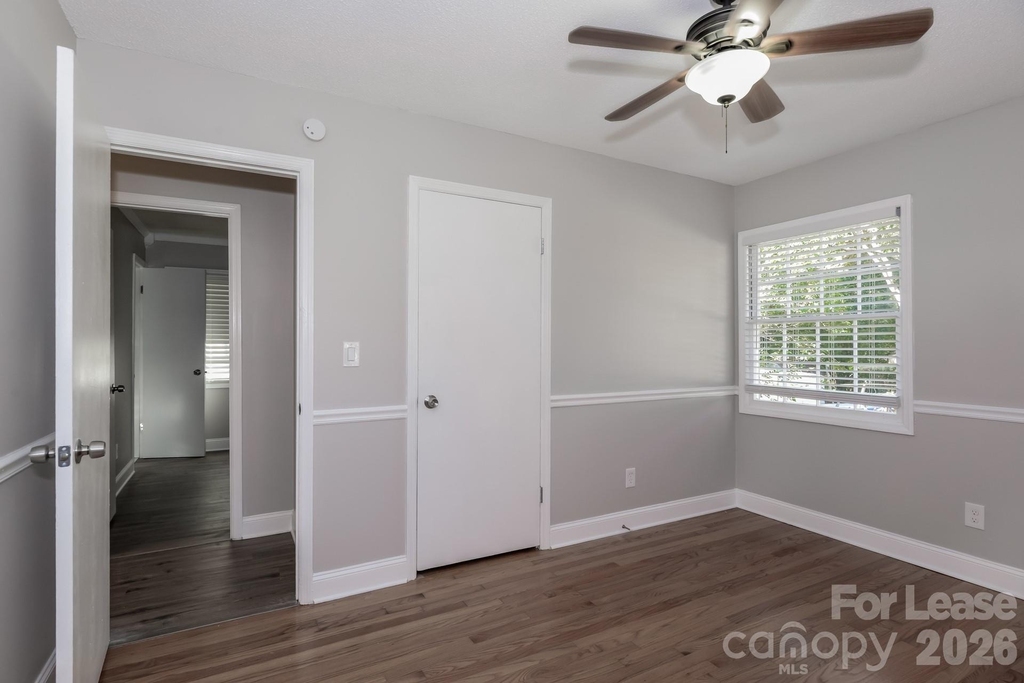 418 Meadow View Drive - Photo 10