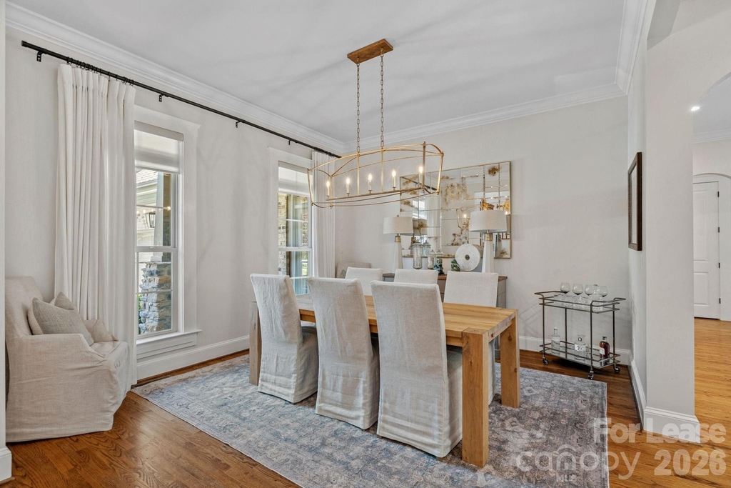 3813 Lakeside Drive - Photo 6