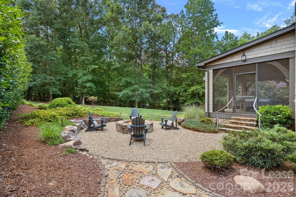 3813 Lakeside Drive - Photo 40