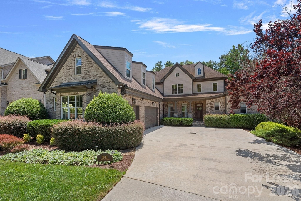 3813 Lakeside Drive - Photo 0