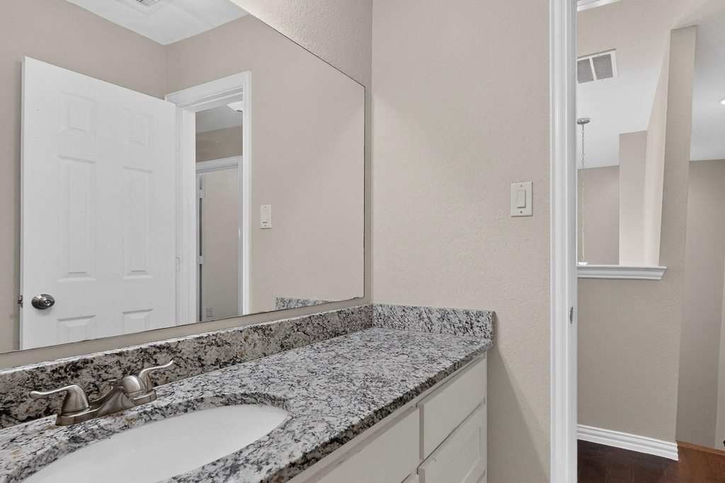 829 Summercreek Drive - Photo 28