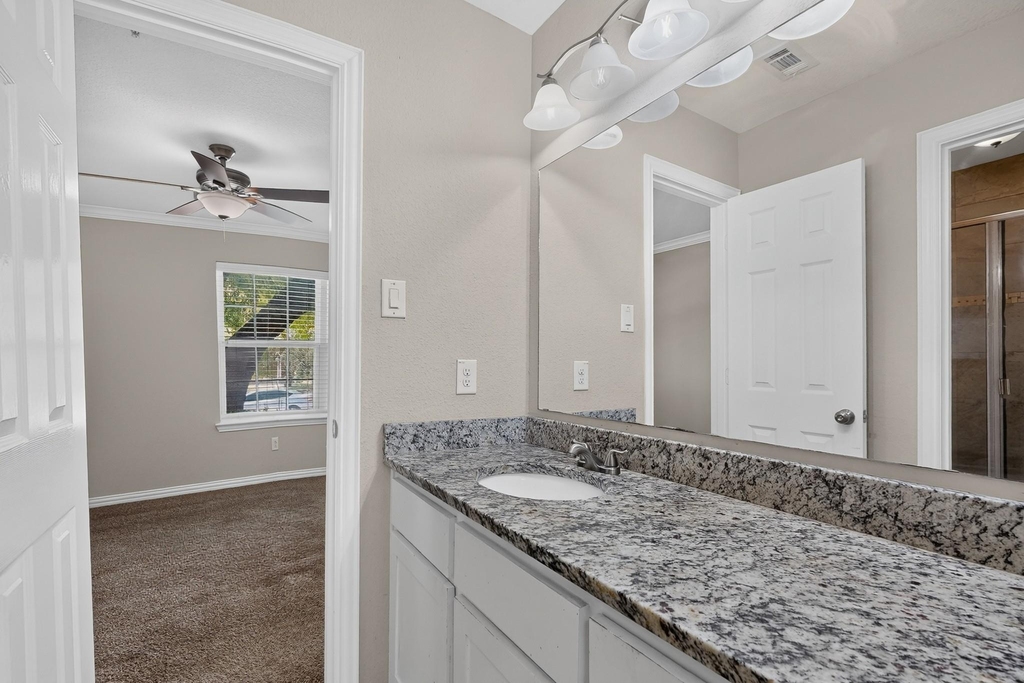 829 Summercreek Drive - Photo 19
