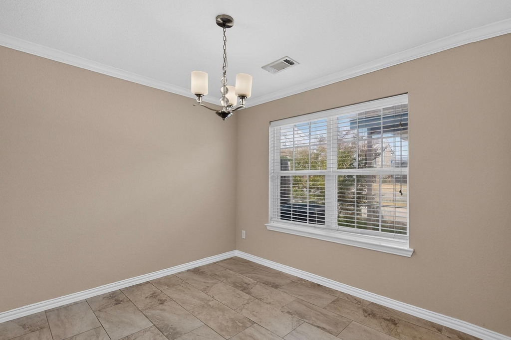829 Summercreek Drive - Photo 8