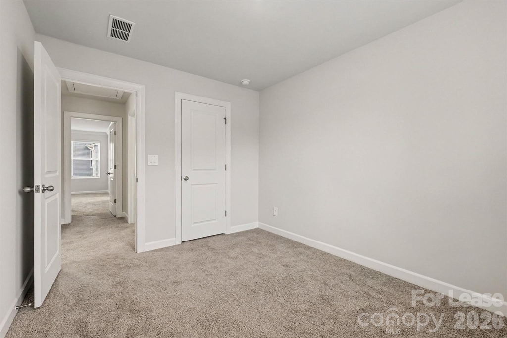 6126 Starview Terrace - Photo 13