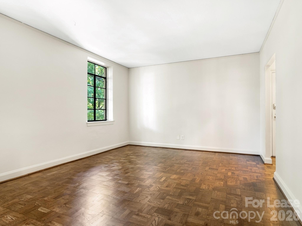 1121 Myrtle Avenue - Photo 3