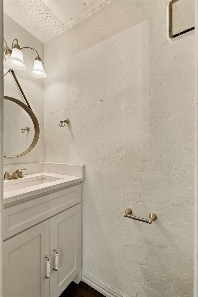 3550 Country Square Drive - Photo 11