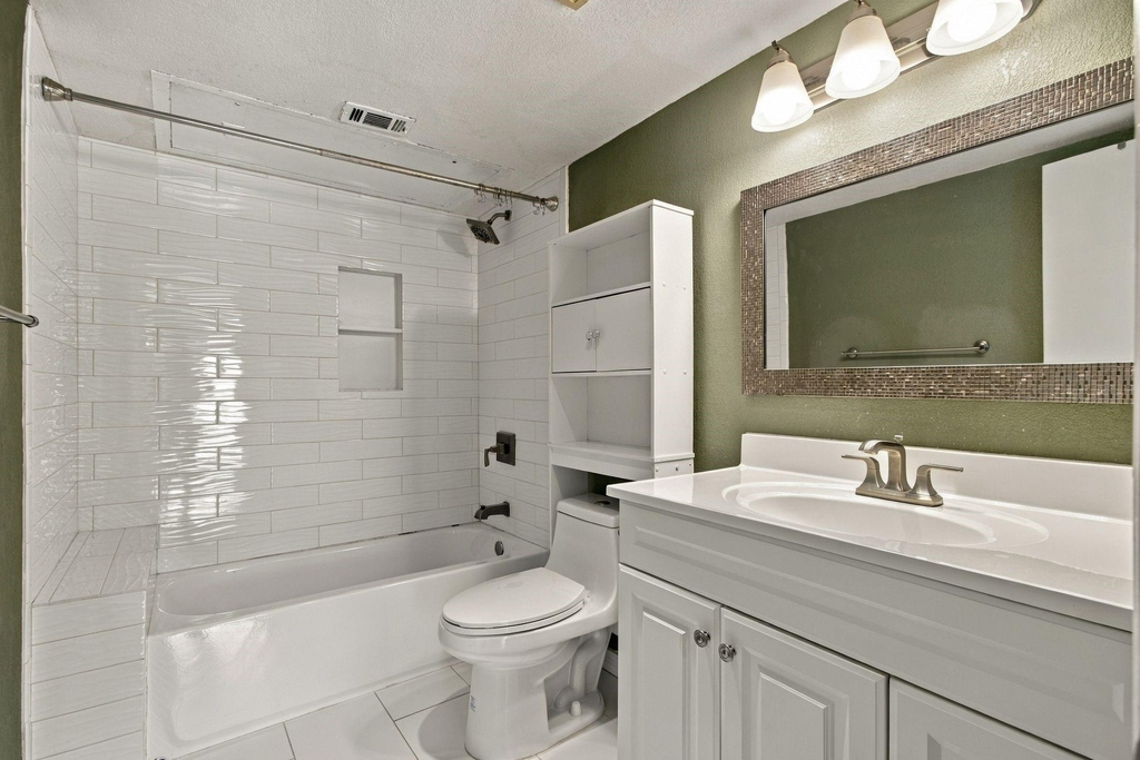 3550 Country Square Drive - Photo 19