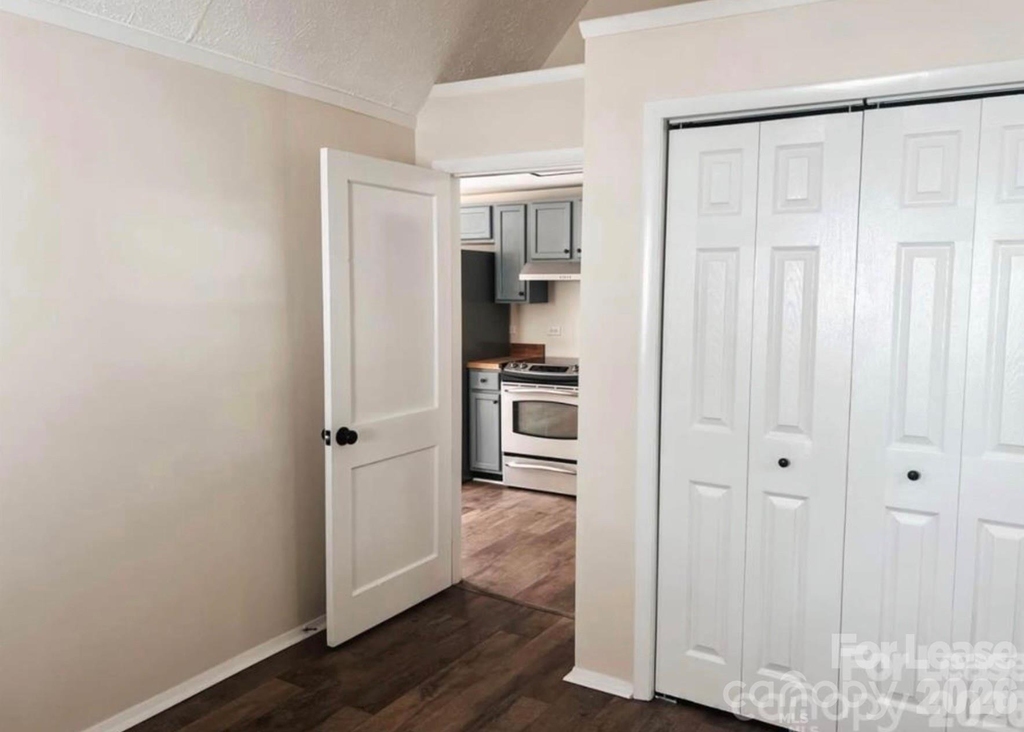 104 Malvern Drive - Photo 8