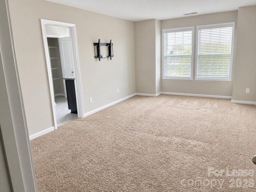 7124 Harris Bay Road - Photo 12