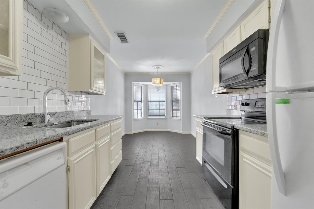 916 Pierce Arrow Drive - Photo 6
