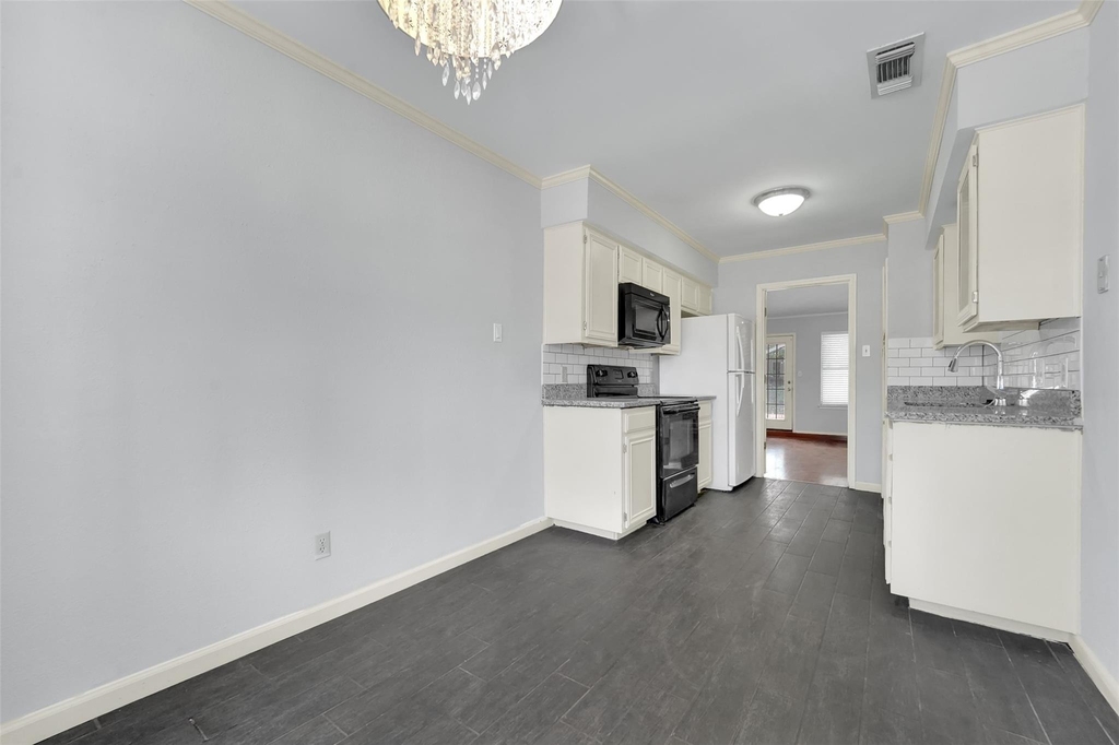 916 Pierce Arrow Drive - Photo 9