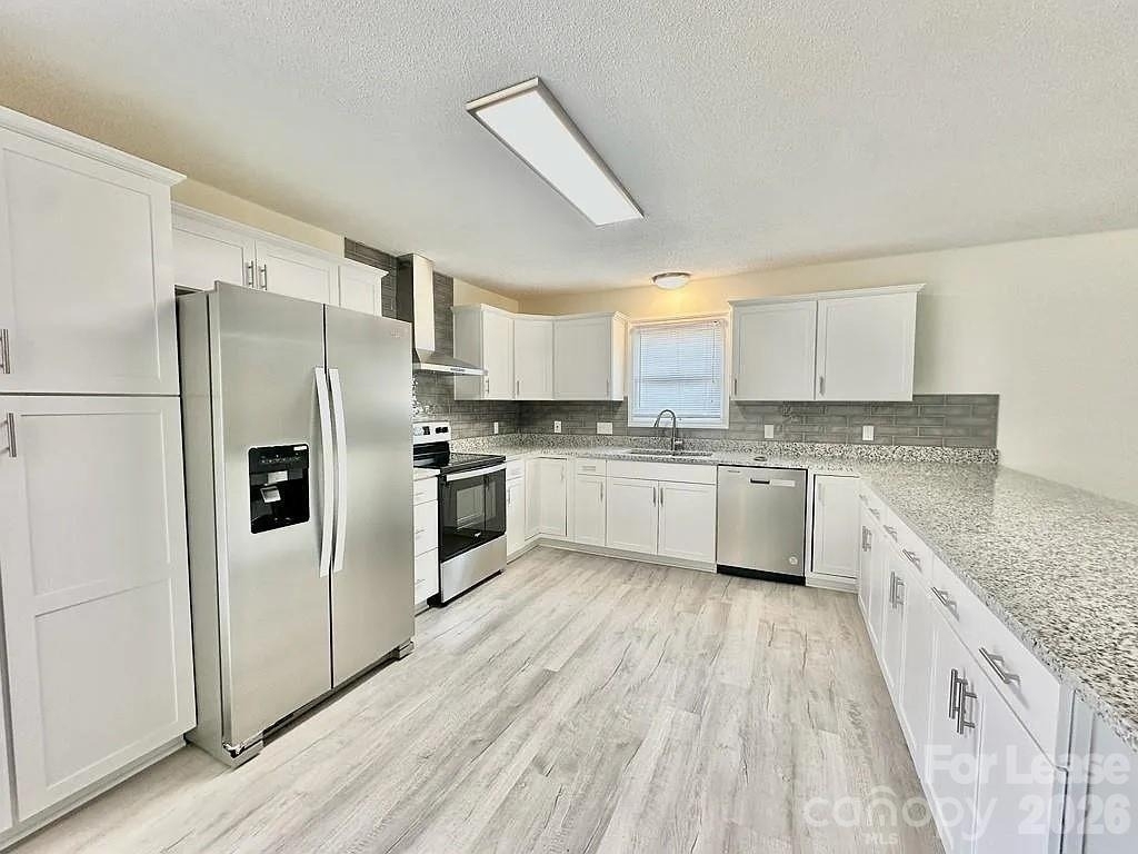 8002 Browne Road - Photo 4