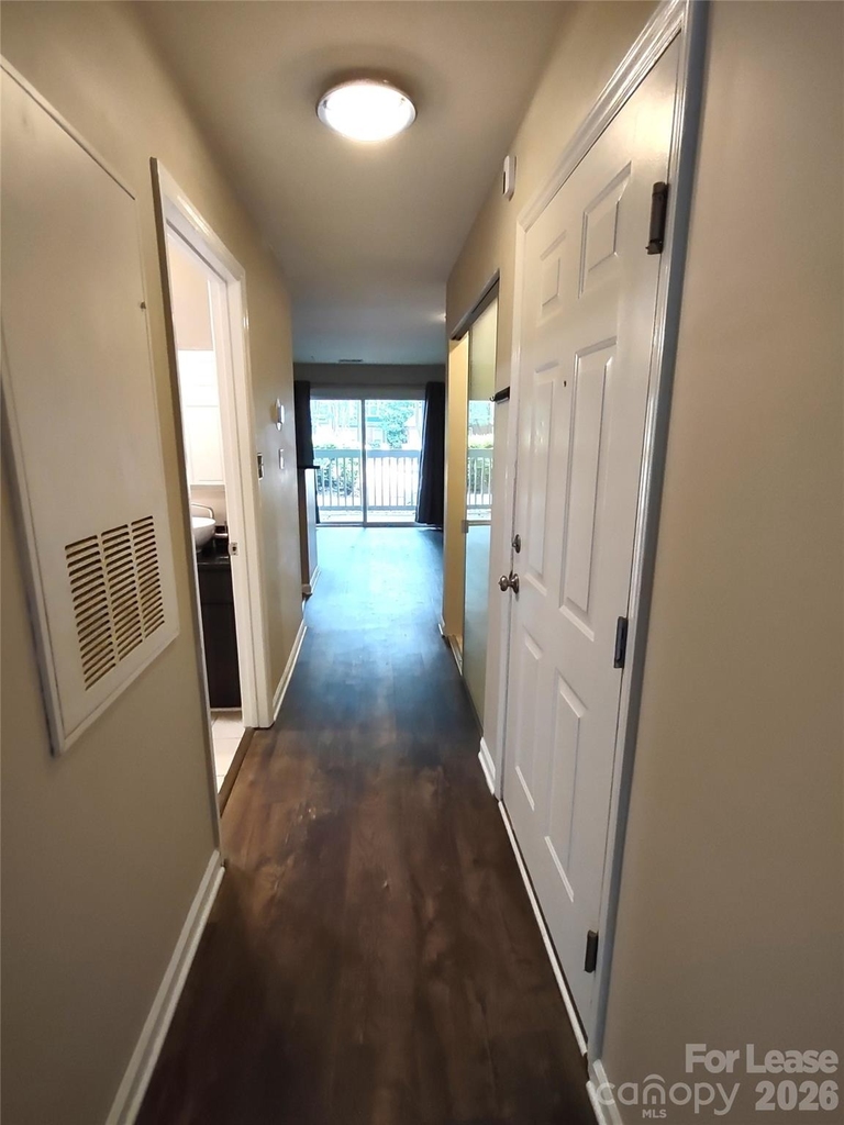 505 N Graham Street - Photo 6