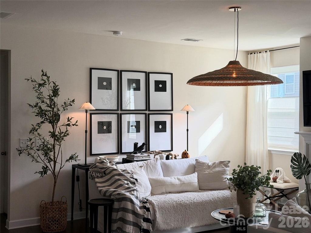 16233 Kelby Cove - Photo 8