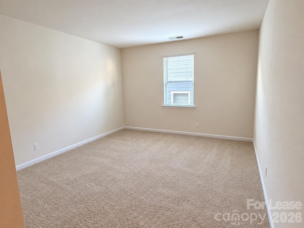 16233 Kelby Cove - Photo 14