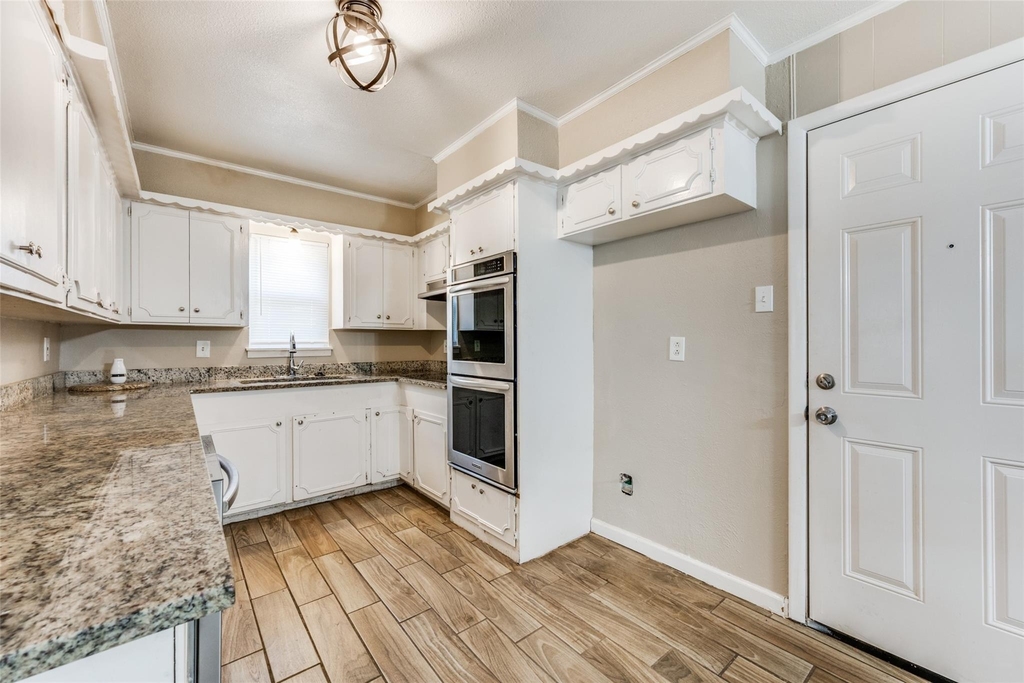 213 W Dorris Drive - Photo 8