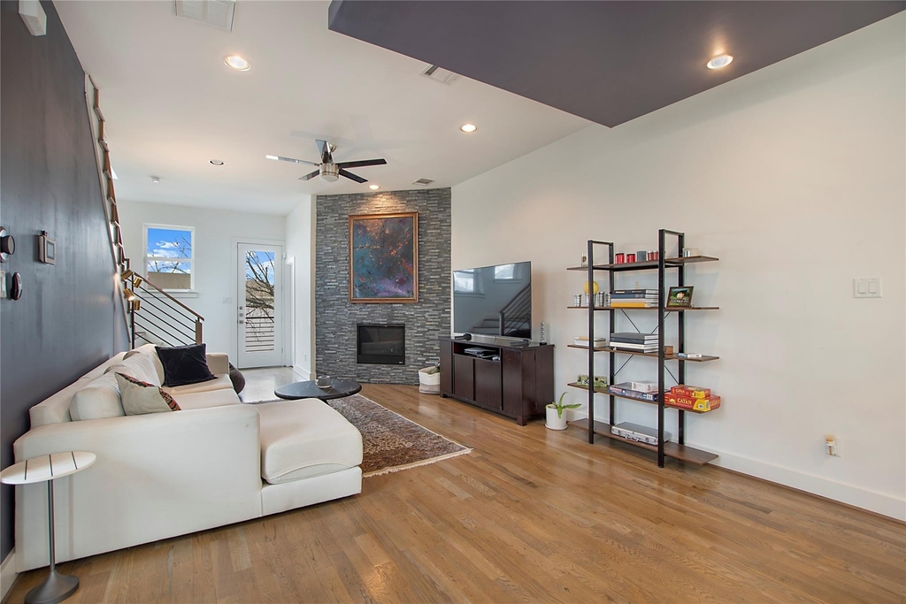 4634 Virginia Avenue - Photo 2