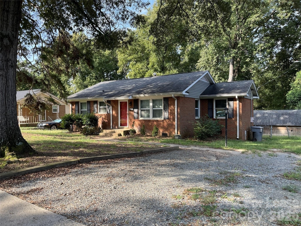 4024 Abbeydale Drive - Photo 1