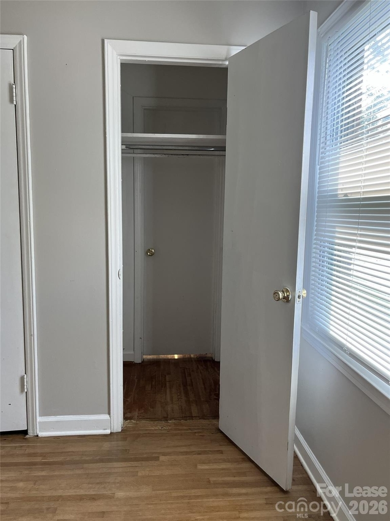 4024 Abbeydale Drive - Photo 11