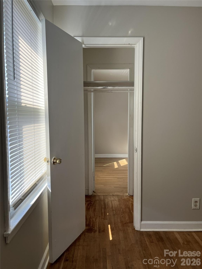 4024 Abbeydale Drive - Photo 12