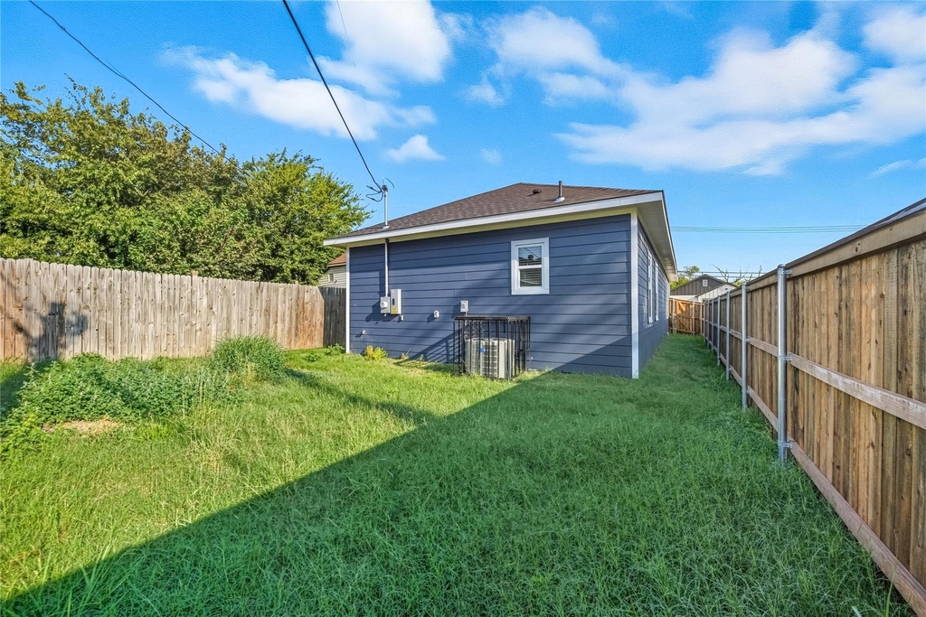 914 E Tucker Street - Photo 16