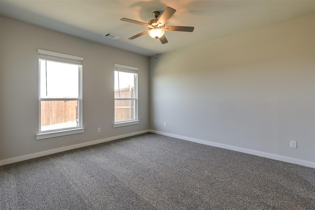657 Blackland Drive - Photo 18