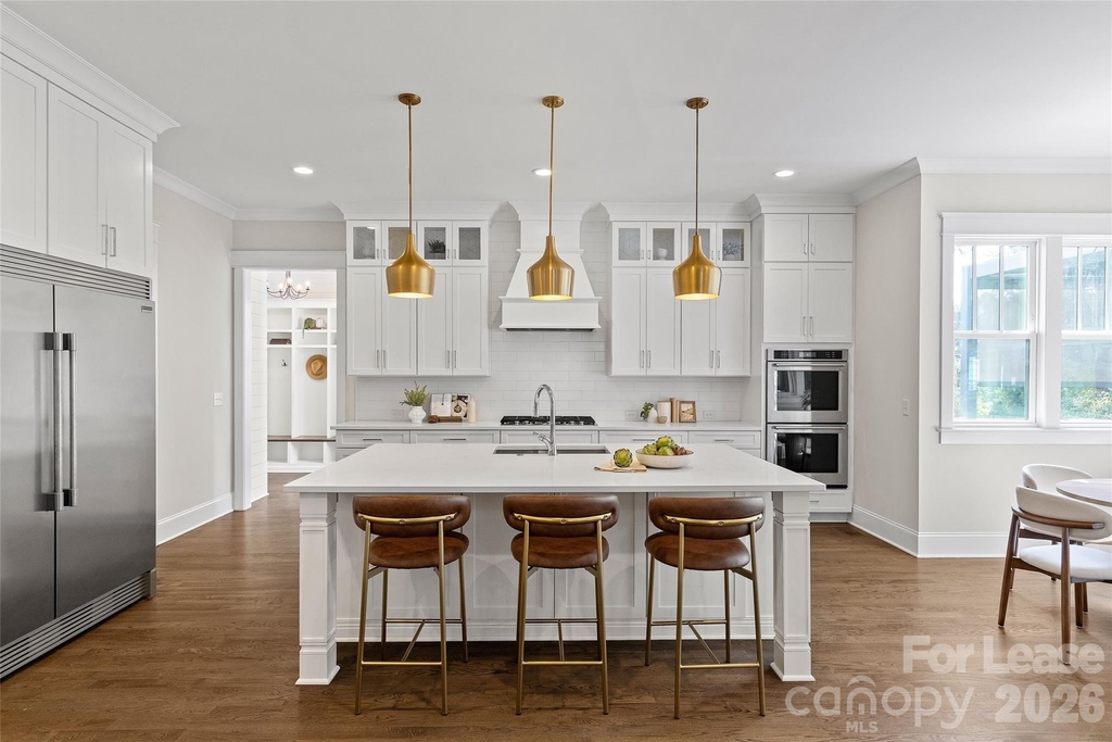 2520 Laburnum Avenue - Photo 11