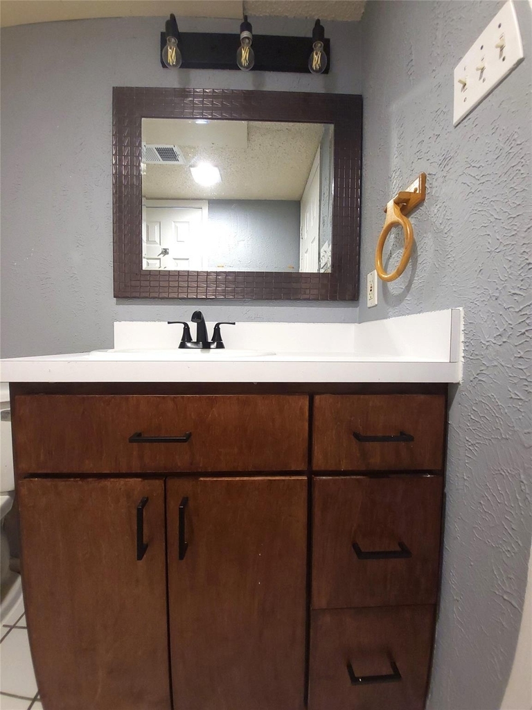 305 Trinidad Drive - Photo 5
