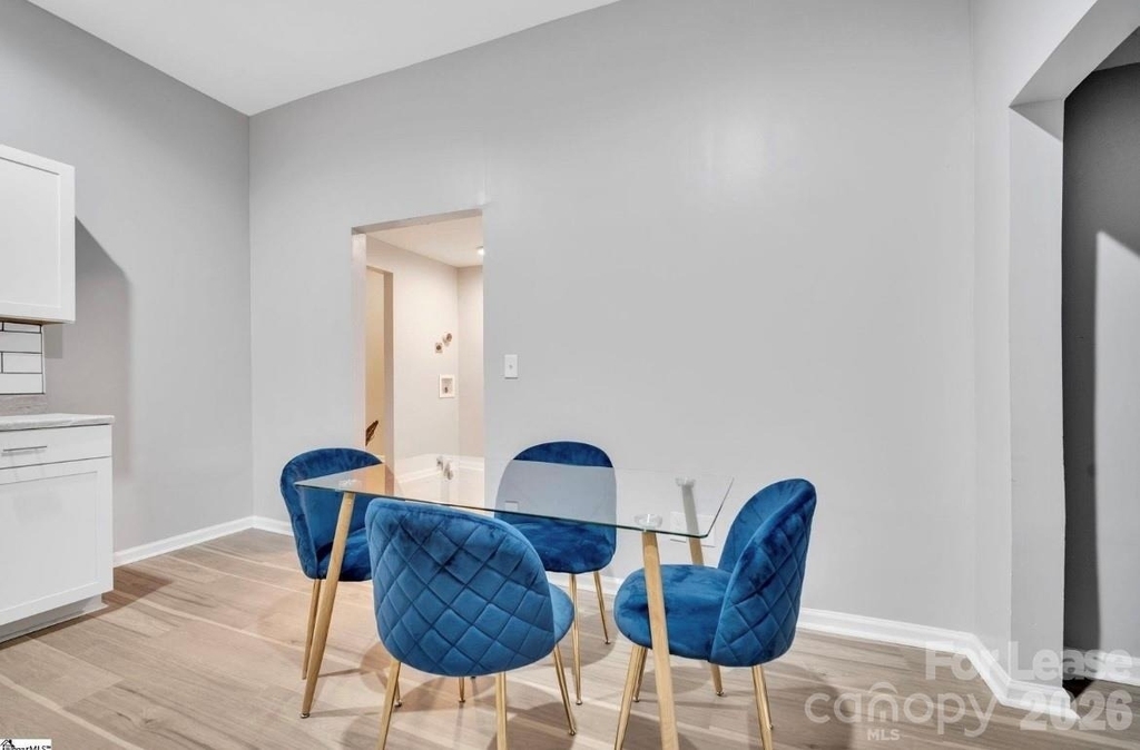 426 Arch Street - Photo 2