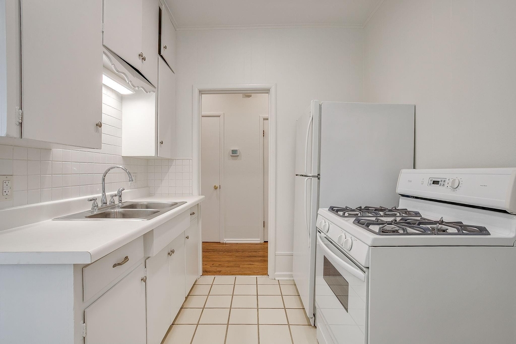 1622 Mistletoe Boulevard - Photo 13