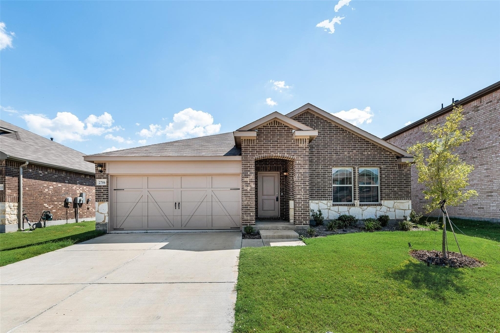 2706 Knollwood Trail - Photo 0