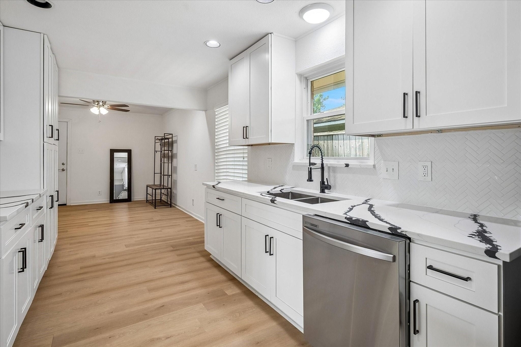 11070 Delford Circle - Photo 5