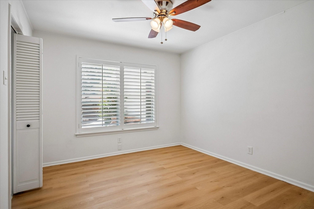 11070 Delford Circle - Photo 10