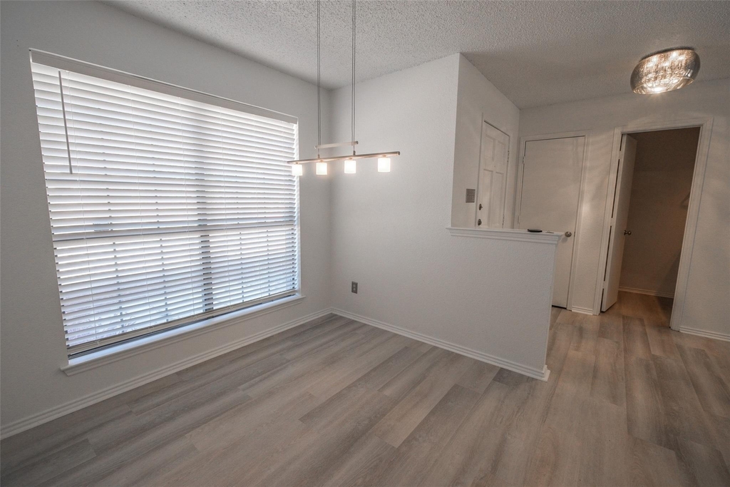 5439 Pershing Avenue - Photo 21