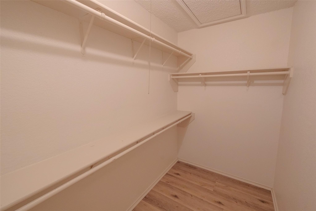 5439 Pershing Avenue - Photo 6