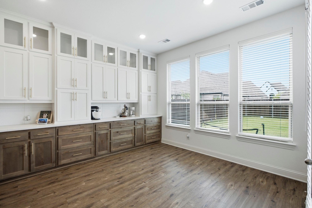 2602 Delta Drive - Photo 16