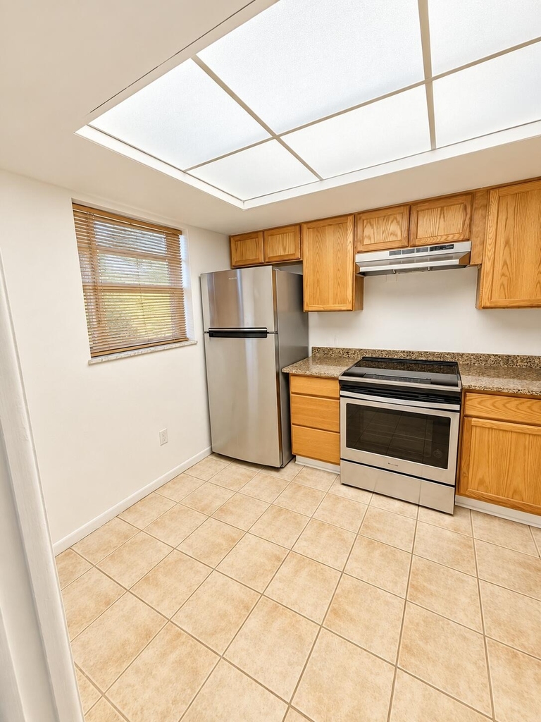 2050 Oleander Boulevard - Photo 1