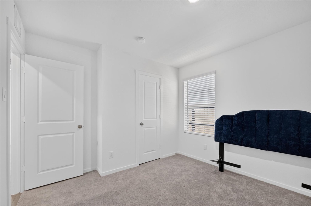 1260 Balsam Road - Photo 11