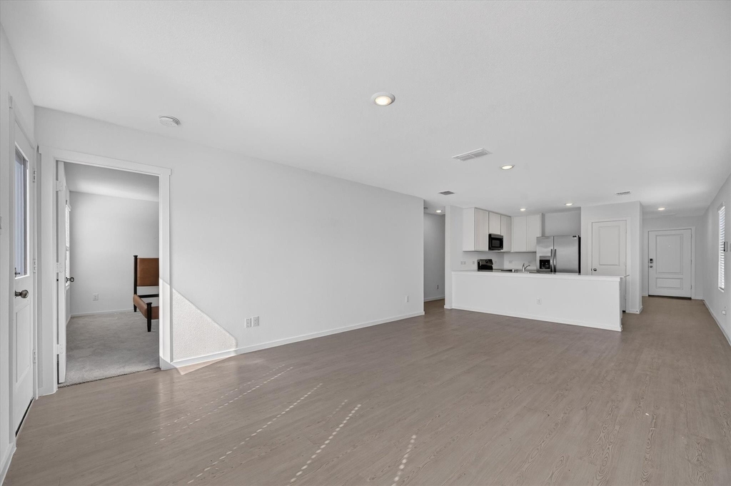 1260 Balsam Road - Photo 6