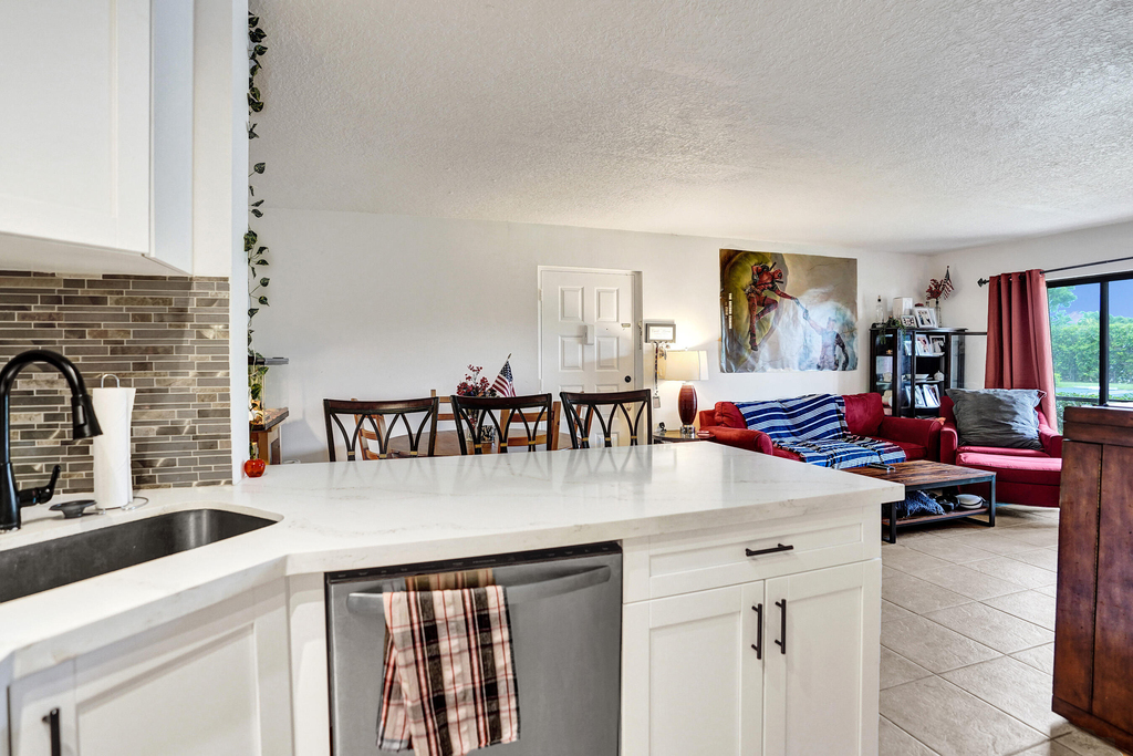 629 Sea Pine Way - Photo 10
