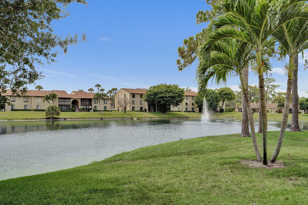 629 Sea Pine Way - Photo 31