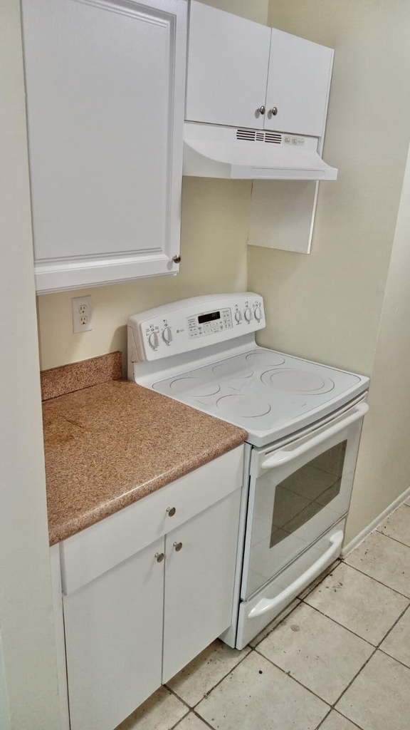 1200 Lake Victoria Drive - Photo 5